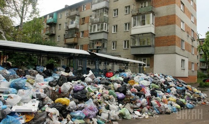 Львів можуть оголосити зоною надзвичайної екологічної ситуації через не вивезене сміття