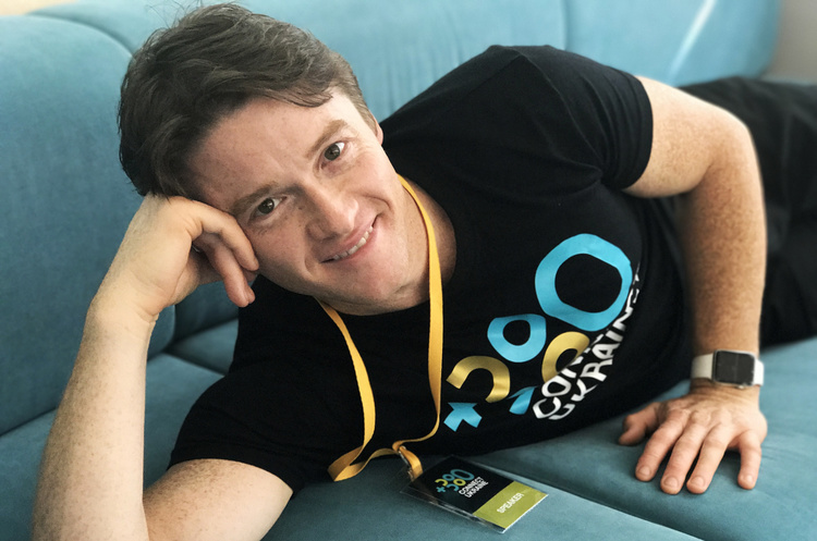 Кейсі Фентон Засновник Couchsurfing: «Ми як підприємці хочемо створювати щось надзвичайне та поділяти наш запал зі світом»